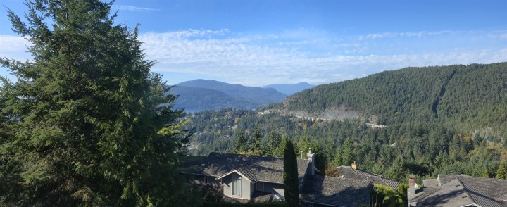 Photo 3 at 4764 Woodburn Road, Cypress Park Estates, West Vancouver