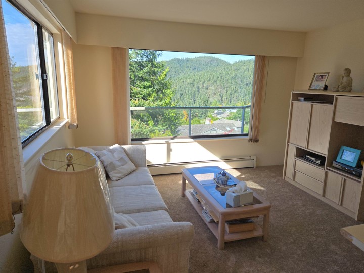 Photo 15 at 4764 Woodburn Road, Cypress Park Estates, West Vancouver