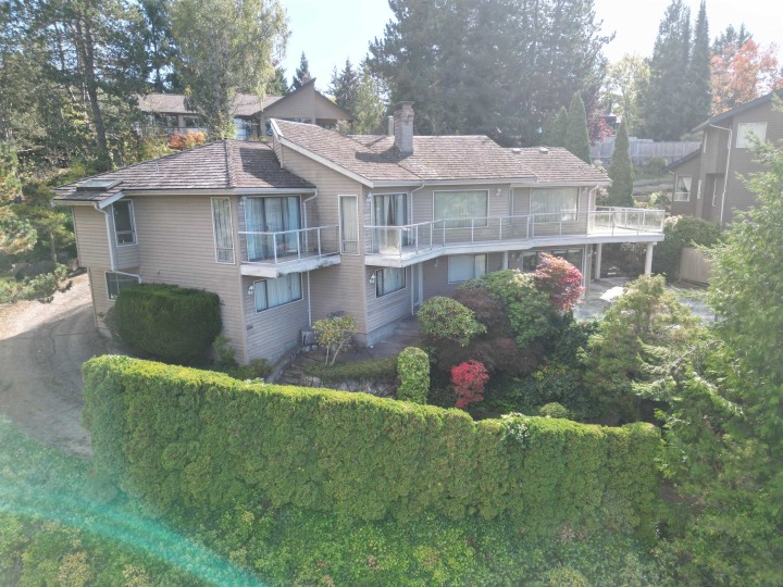 Photo 4 at 4764 Woodburn Road, Cypress Park Estates, West Vancouver