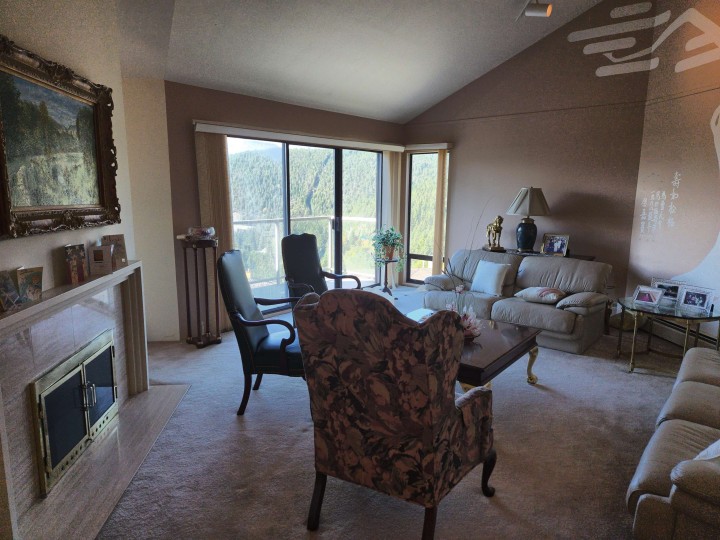 Photo 8 at 4764 Woodburn Road, Cypress Park Estates, West Vancouver