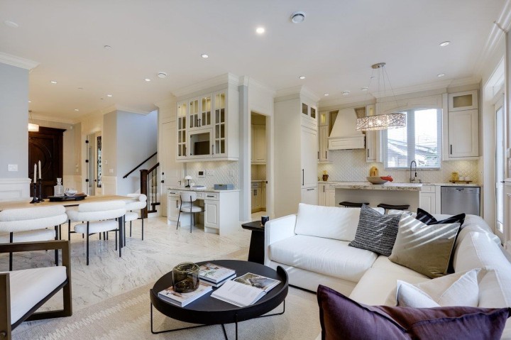 Photo 10 at 3760 W 17th Avenue, Dunbar, Vancouver West