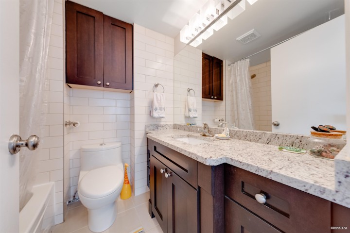 Photo 26 at 403 - 1845 Bellevue Avenue, Ambleside, West Vancouver