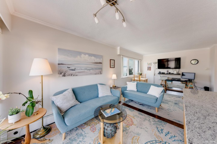 Photo 7 at 403 - 1845 Bellevue Avenue, Ambleside, West Vancouver