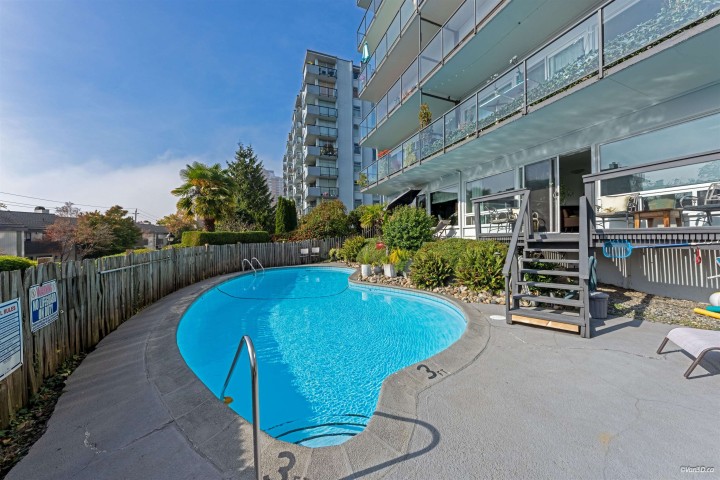 Photo 28 at 403 - 1845 Bellevue Avenue, Ambleside, West Vancouver