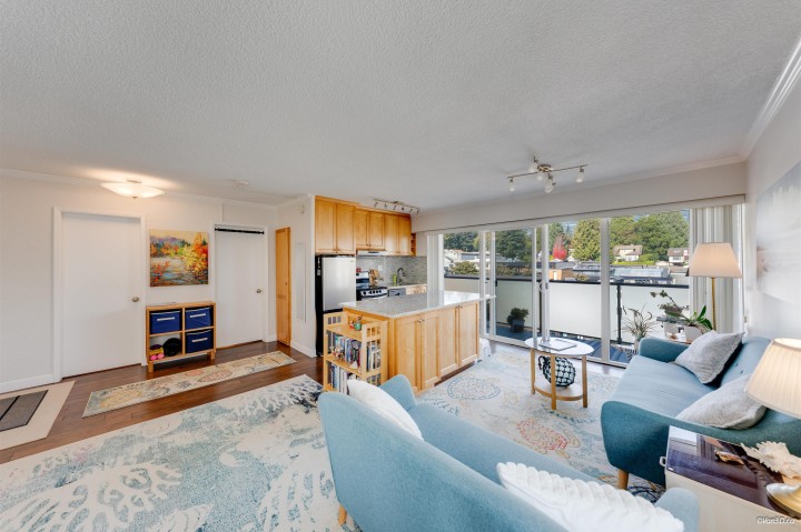 Photo 10 at 403 - 1845 Bellevue Avenue, Ambleside, West Vancouver