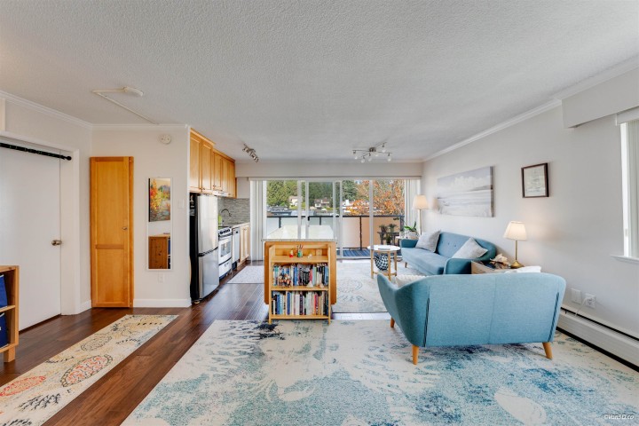 Photo 14 at 403 - 1845 Bellevue Avenue, Ambleside, West Vancouver