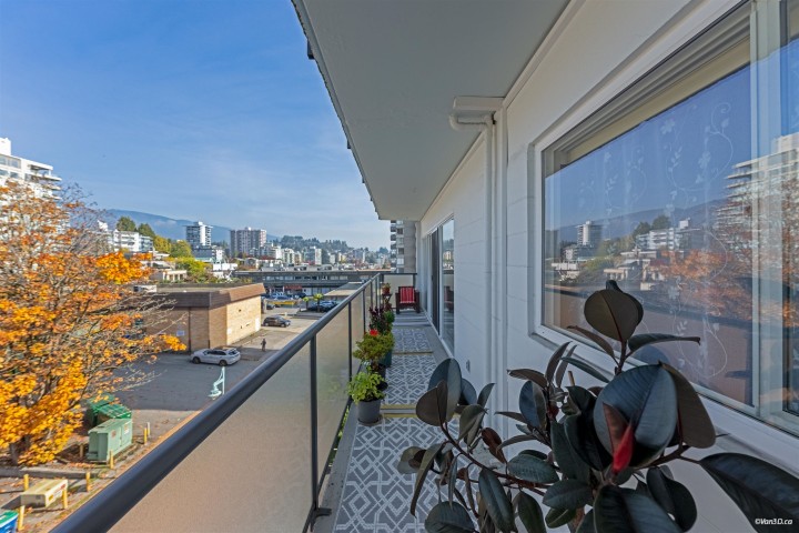 Photo 18 at 403 - 1845 Bellevue Avenue, Ambleside, West Vancouver