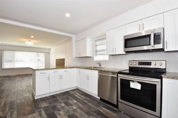 Photo 1 at 776 E 63rd Avenue, South Vancouver, Vancouver East