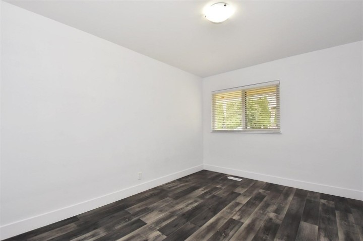 Photo 10 at 776 E 63rd Avenue, South Vancouver, Vancouver East