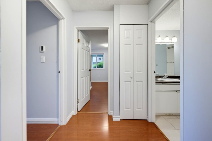 Photo 22 at 101 - 1040 E Broadway, Mount Pleasant VE, Vancouver East