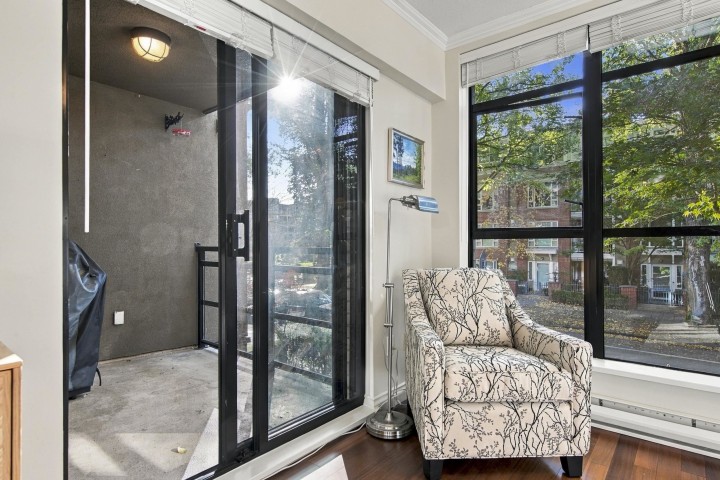Photo 11 at 210 - 2181 W 10th Avenue, Kitsilano, Vancouver West