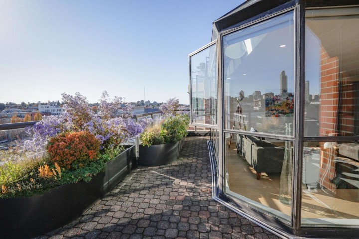 Photo 23 at 709 - 1490 Pennyfarthing Drive, False Creek, Vancouver West