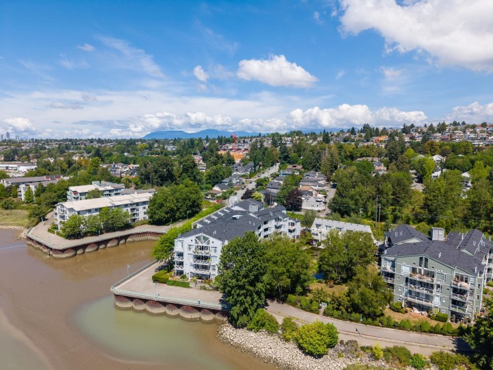 Photo 37 at 311 - 2020 E Kent Avenue South, South Marine, Vancouver East
