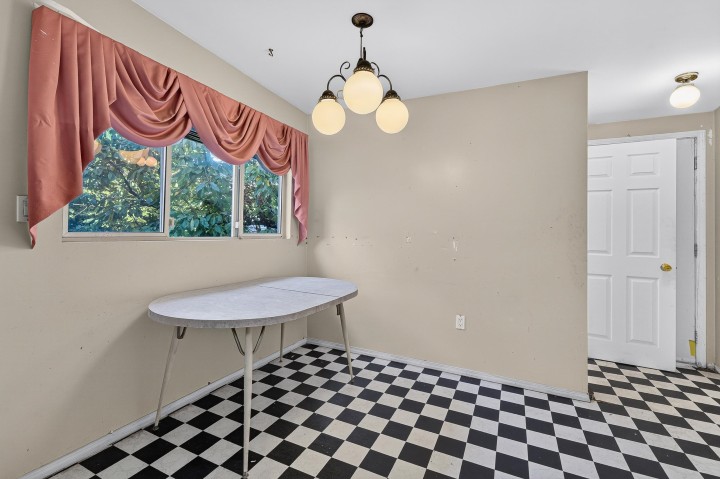 Photo 11 at 1429 E 11 Avenue, Grandview Woodland, Vancouver East