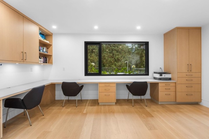 Photo 23 at 645 Ballantree Road, Glenmore, West Vancouver