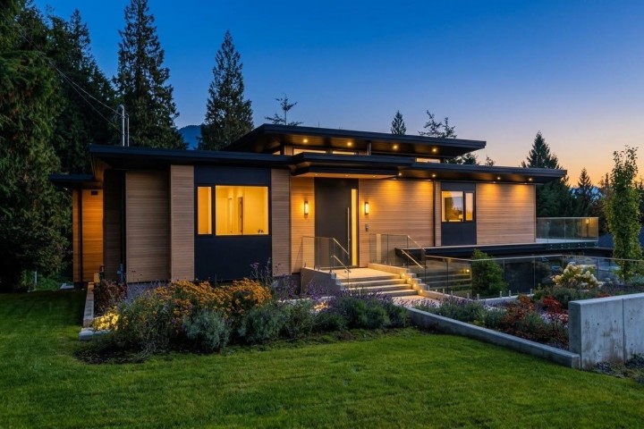Photo 27 at 645 Ballantree Road, Glenmore, West Vancouver