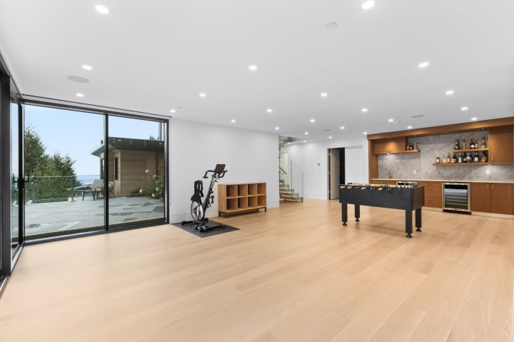 Photo 21 at 645 Ballantree Road, Glenmore, West Vancouver