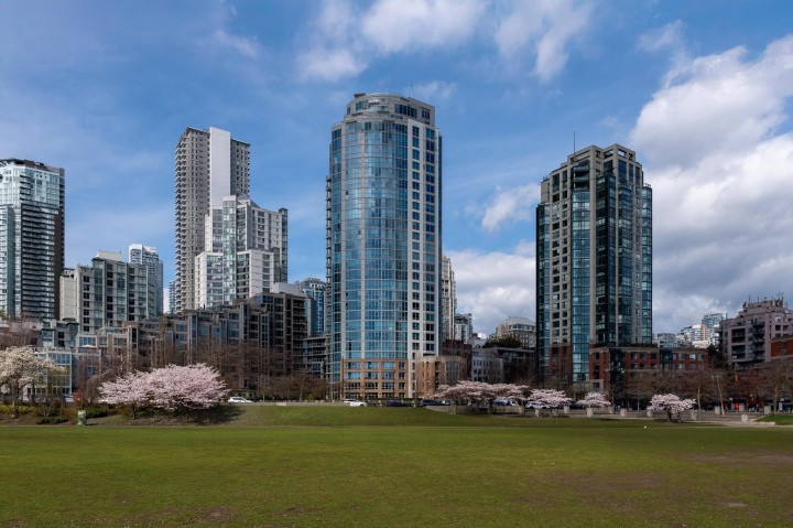 Photo 16 at 1206 - 388 Drake Street, Yaletown, Vancouver West