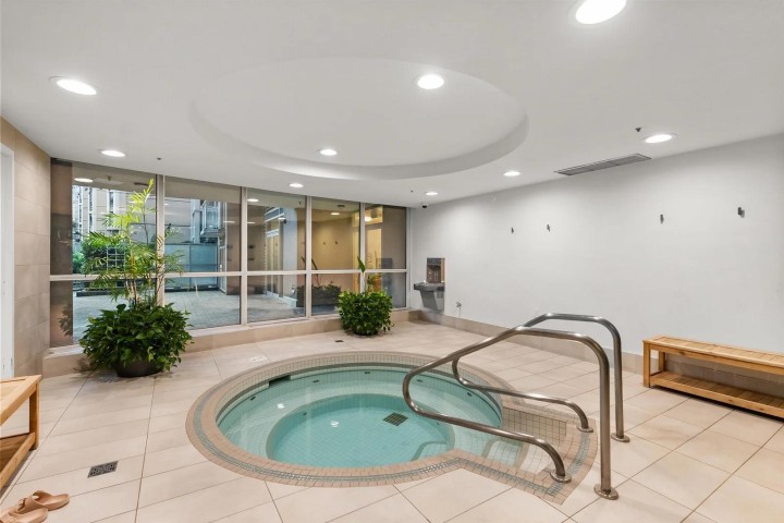 Photo 18 at 1206 - 388 Drake Street, Yaletown, Vancouver West