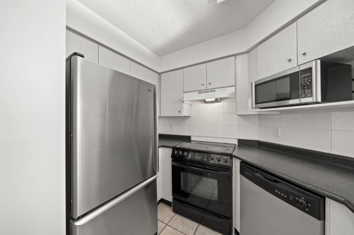 Photo 10 at 1008 - 822 Homer Street, Downtown VW, Vancouver West