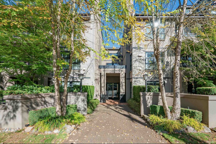Photo 24 at 221 - 3769 W 7th Avenue, Point Grey, Vancouver West