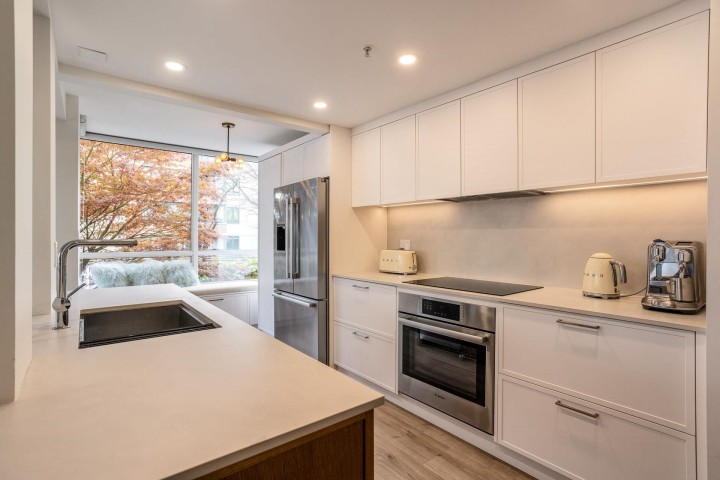 Photo 6 at 507 - 1201 Marinaside Crescent, Yaletown, Vancouver West