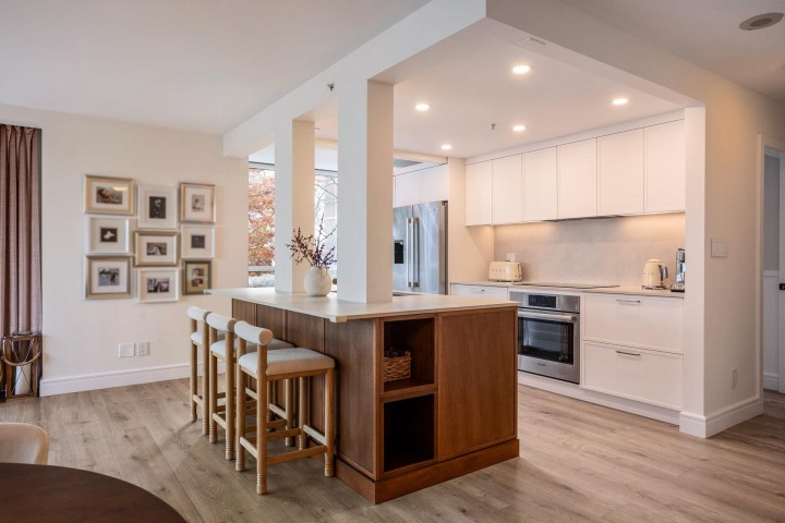 Photo 10 at 507 - 1201 Marinaside Crescent, Yaletown, Vancouver West