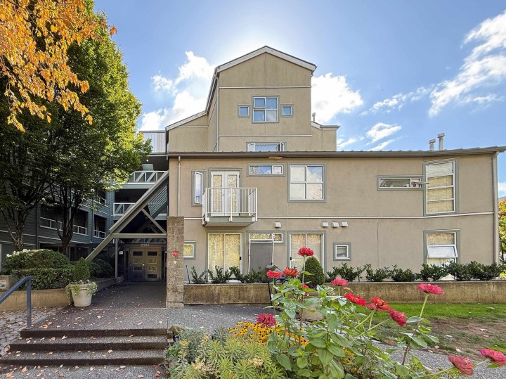 Photo 23 at 303 - 2080 E Kent Avenue South, South Marine, Vancouver East