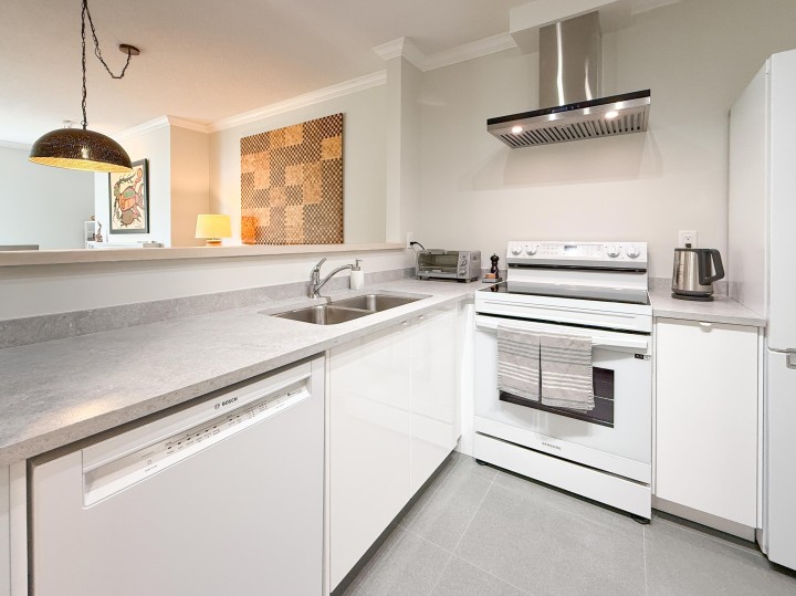 Photo 10 at 303 - 2080 E Kent Avenue South, South Marine, Vancouver East