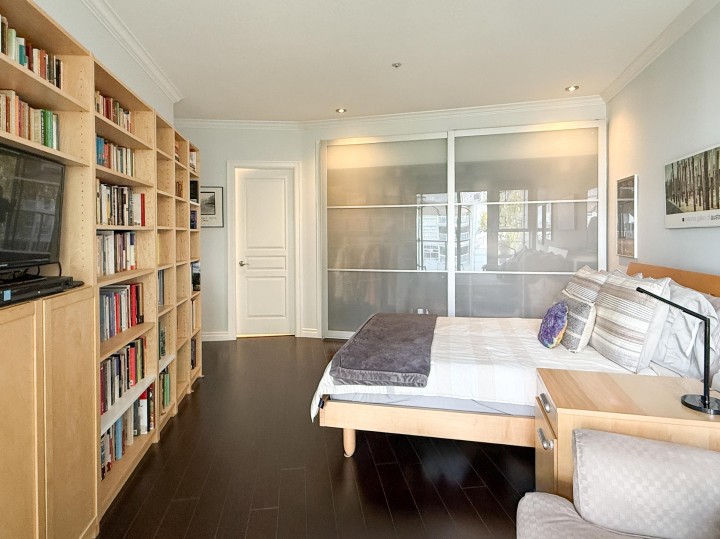 Photo 15 at 303 - 2080 E Kent Avenue South, South Marine, Vancouver East