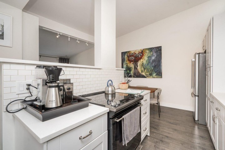 Photo 17 at 408 - 2333 Triumph Street, Hastings, Vancouver East