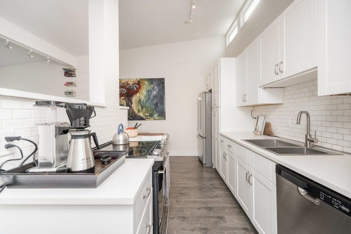 Photo 16 at 408 - 2333 Triumph Street, Hastings, Vancouver East