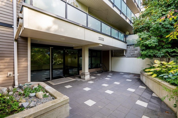 Photo 30 at 408 - 2333 Triumph Street, Hastings, Vancouver East