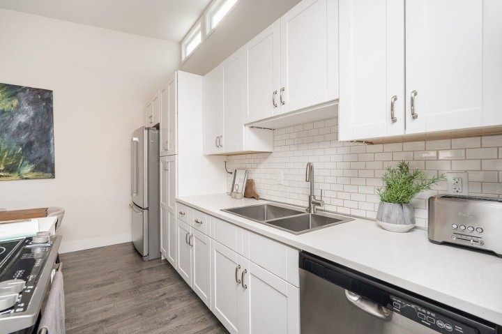 Photo 15 at 408 - 2333 Triumph Street, Hastings, Vancouver East