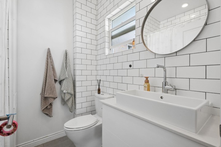 Photo 12 at 3559 Lakewood Street, Grandview Woodland, Vancouver East