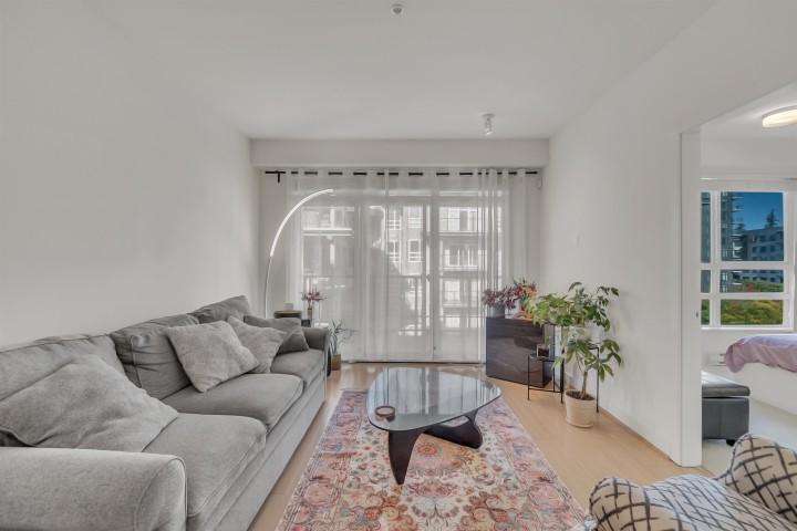 Photo 9 at 609 - 6033 Gray Avenue, University VW, Vancouver West