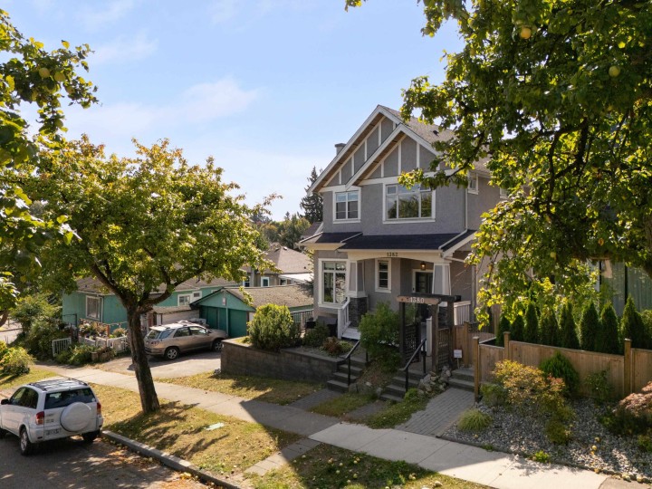Photo 12 at 1382 E 17th Avenue, Knight, Vancouver East