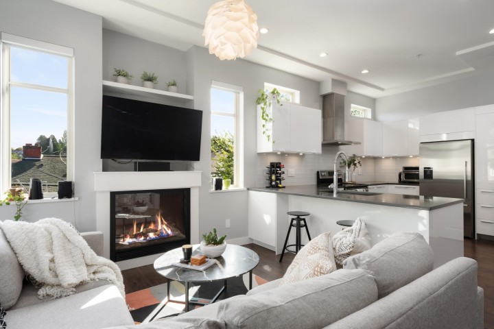 Photo 1 at 1382 E 17th Avenue, Knight, Vancouver East