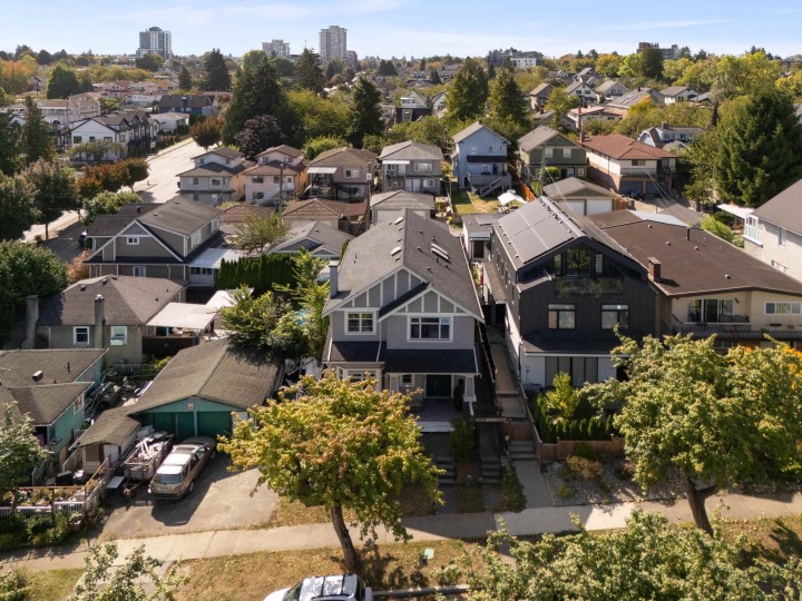 Photo 14 at 1382 E 17th Avenue, Knight, Vancouver East