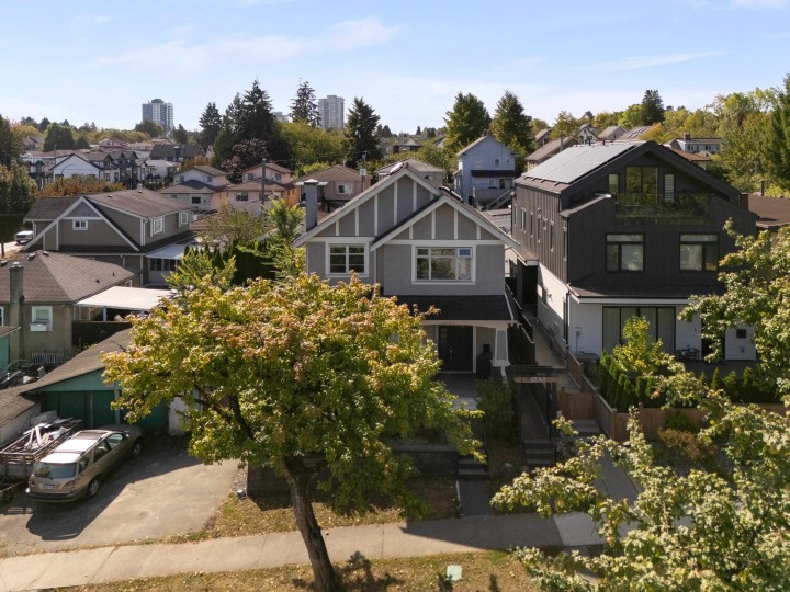 Photo 13 at 1382 E 17th Avenue, Knight, Vancouver East