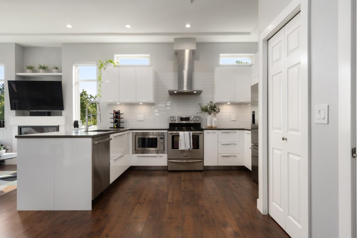 Photo 24 at 1382 E 17th Avenue, Knight, Vancouver East