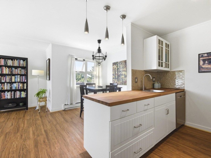 Photo 2 at 403 - 570 E 8th Avenue, Mount Pleasant VE, Vancouver East