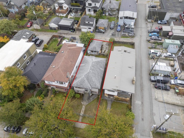 Photo 5 at 238 E 21st Avenue, Main, Vancouver East