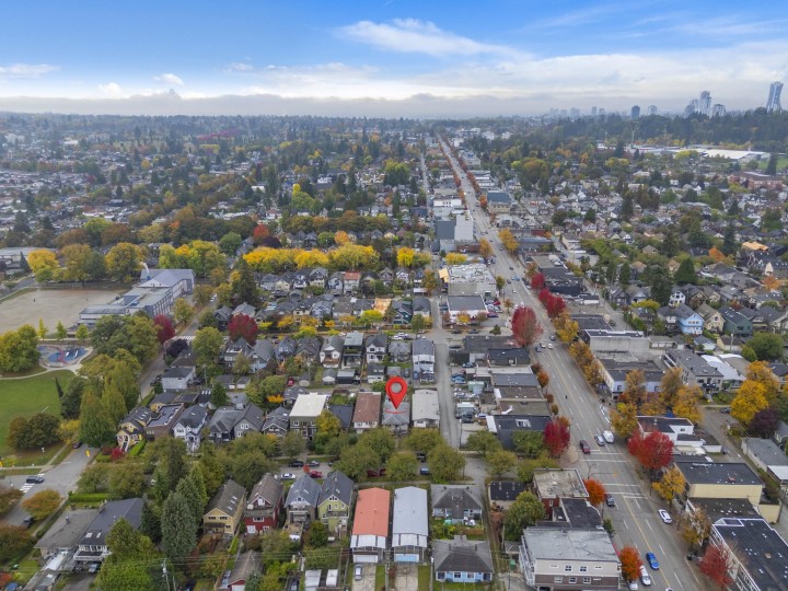 Photo 18 at 238 E 21st Avenue, Main, Vancouver East