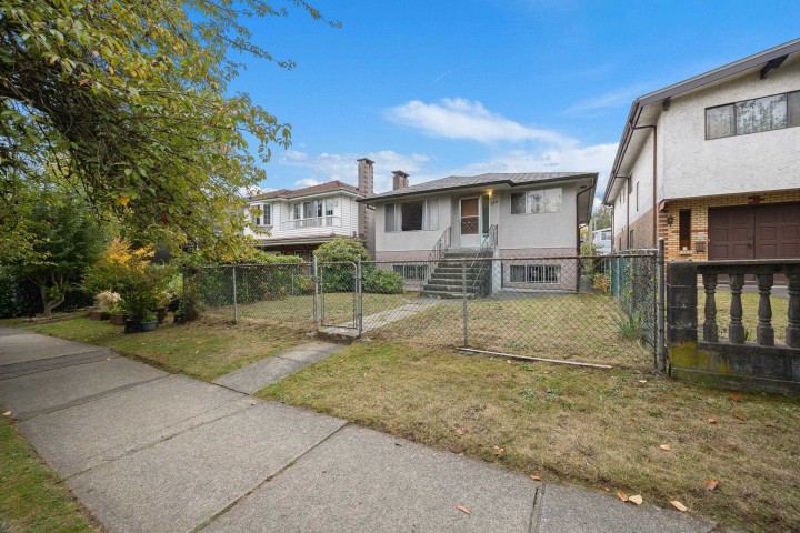 Photo 4 at 238 E 21st Avenue, Main, Vancouver East