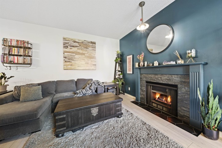 Photo 18 at 210 - 1924 Comox Street, West End VW, Vancouver West