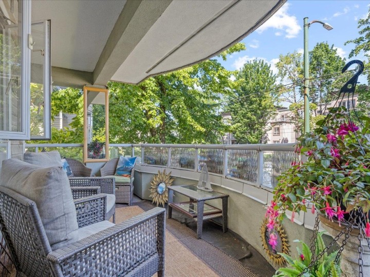Photo 6 at 201 - 3220 W 4th Avenue, Kitsilano, Vancouver West