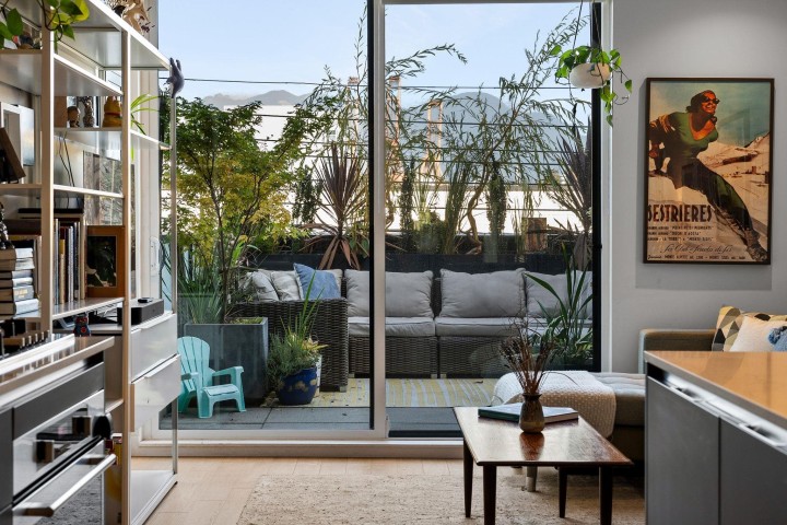 Photo 11 at 312 - 1647 E Pender Street, Hastings, Vancouver East