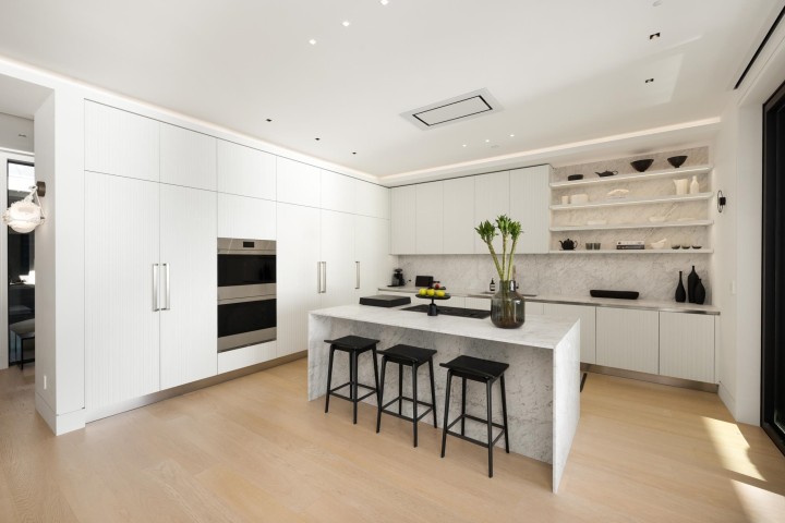 Photo 9 at 3156 Travers Avenue, West Bay, West Vancouver