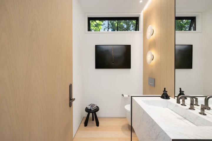 Photo 14 at 3156 Travers Avenue, West Bay, West Vancouver